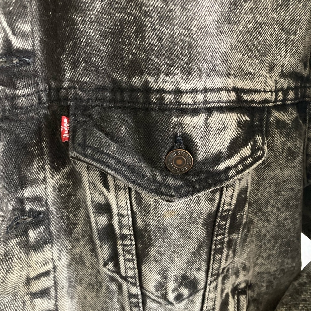 Vintage Levi's Jean Jacket Size Small - Picture 4 of 6